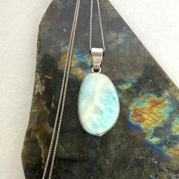 Sterling Silver 925 Oval Bezel Set Larimar Pendant Necklace 18.5" Box Chain - Picture 8 of 16